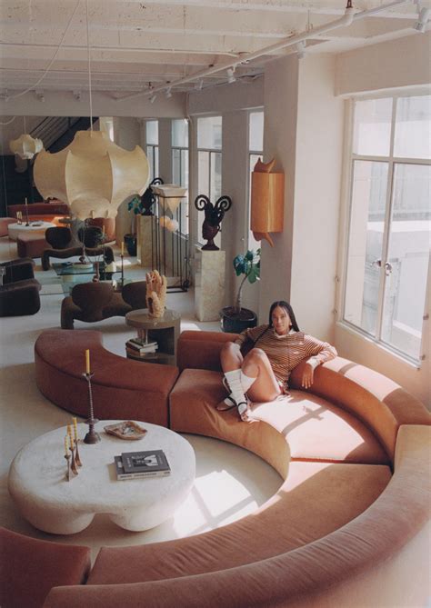 Take a look around Solange Knowles’ effortlessly chic downtown Hollywood loft | IMAGE.ie