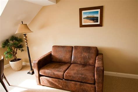 STRANDHILL LODGE AND SUITES HOTEL - Updated 2024 Prices & Reviews (Ireland)