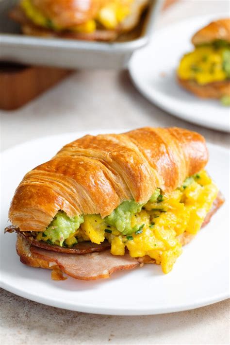 Croissant Breakfast Sandwich - The Healthful Ideas