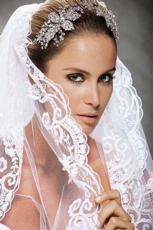 Que véu! Mais Wedding Veils, Wedding Wear, Our Wedding, Wedding Dresses Lace, Bridal Veils ...