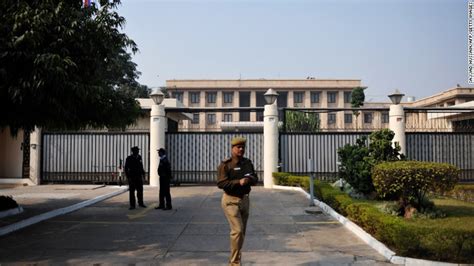 Foreign diplomats are livid over India's cash crisis