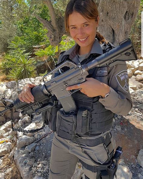 2,424 curtidas, 26 comentários - Hot Israeli Army Girls ...