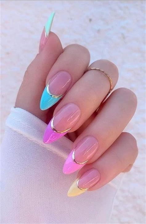 Pin by Caitlin Flynn on Nail Inspo in 2021 | Almond nails, Almond nails designs, Almond nails ...