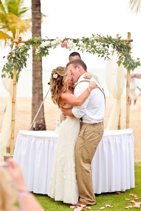 Laid-Back-Puerto-Rico-Beach-Wedding-by-Rebekah-Murray-6 - Elizabeth ...