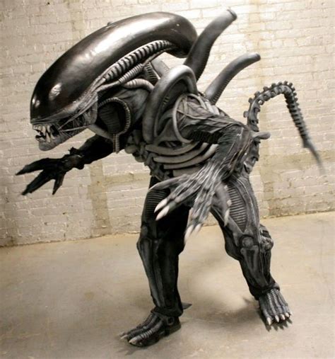 Suit Up! Alien Cosplay, Cosplay Armor, Best Cosplay, Cosplay Costumes, Alien Costumes, Costumes ...