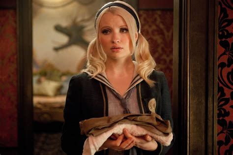 Emily Browning as Baby Doll the film's primary protagonist: Sucker ...