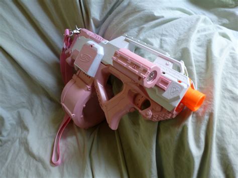 Urban Taggers.: Deviant ART:HvZ Custom Pink NERF Rayven by ~MarcWF