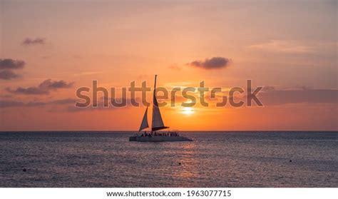 304 Catamaran Aruba Royalty-Free Photos and Stock Images | Shutterstock