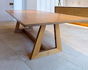 large sold oak dining table | Makers' Eye