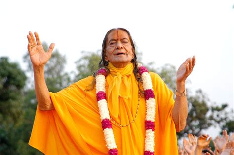 Jagadguru Kripaluji Maharaj Biography