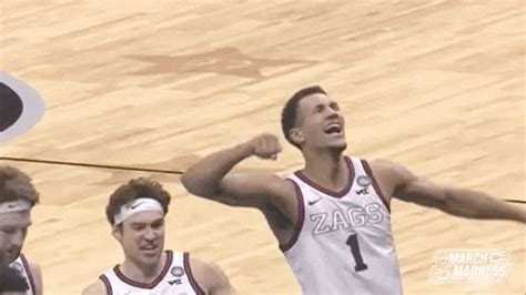 Jalen-suggs-buzzer-beater GIFs - Get the best GIF on GIPHY