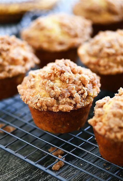 Banana Streusel Muffins - Life In The Lofthouse