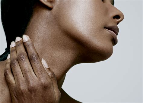 Experts Reveal the Neck-Sculpting Treatments That Most Patients Don't Know About - NewBeauty