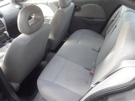 2005 Saturn Ion Seat Covers – Velcromag