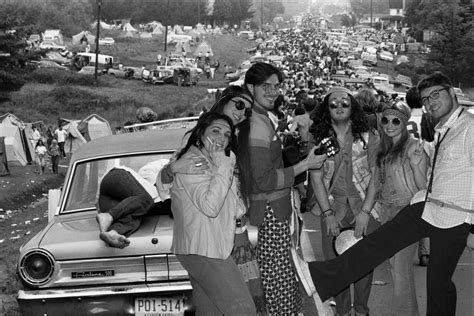 "peace & love" aka hippies at Woodstock 1969 | Woodstock, Woodstock ...