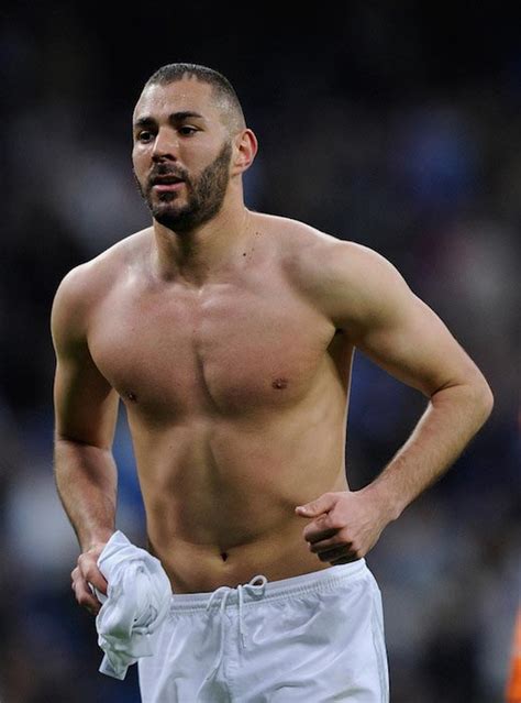 Karim Benzema Height, Weight, Age, Spouse, Family, Facts, Biography