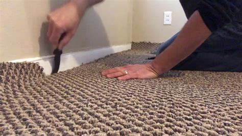 How to install Berber carpet in a bedroom (step by step) - YouTube