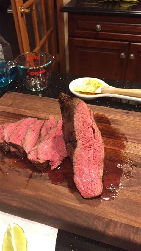 [Homemade] Sous-vide tri tip steak cooked at 129 for two hours and then ...