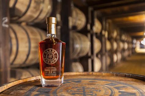 Blade & Bow 22 Year Old Bourbon Returns For 2019 Release - The Whiskey Wash