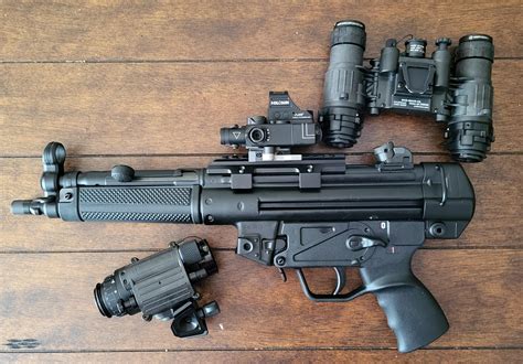 (Review) MP5k H&K vs “USA”/“H&K Contract”: Forward K-Grip : r/MP5