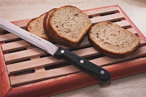 What Makes A Good Bread Knife at John Shay blog