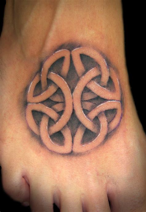 35 Beautiful Celtic Tattoo Designs