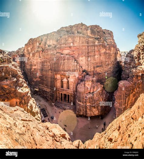 Overlooking the Treasury Building at Petra, Jordan Stock Photo - Alamy