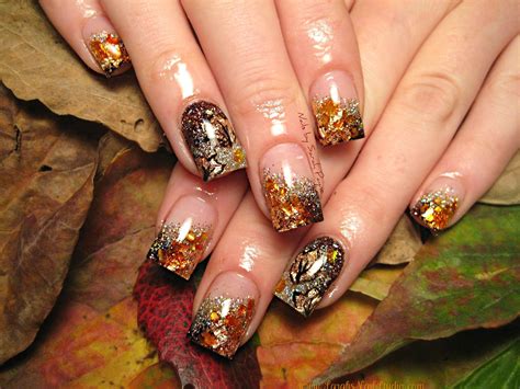 Famous Fall Leaf Designs For Nails Ideas - clowncoloringpages