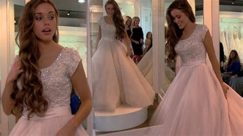 Jessa Duggar Selects Her Wedding Gown, While Sisters Slam Their ...