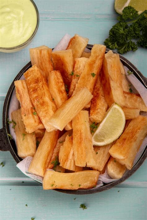 Yuquitas Fritas - Peruvian Yuca Fries Recipe | Recipe | Peruvian recipes, Recipes, Food