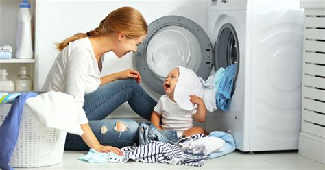 7 Easy to Use Natural Laundry Detergents - Goodnet