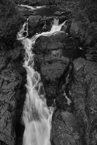 Chester Creek, Duluth 10/25/19 | Sharon Mollerus | Flickr