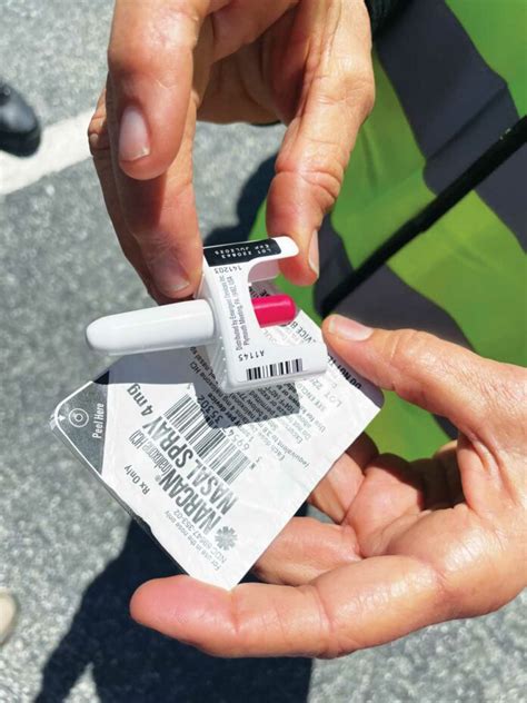 Hundreds line up for Narcan distribution - The Pajaronian | Watsonville, CA