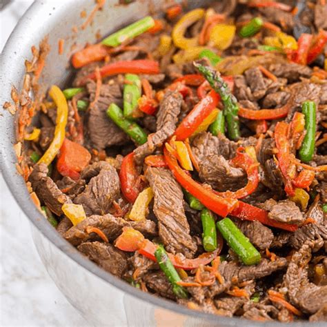 Beef and Vegetable Stir Fry Recipe - Natasha's Kitchen