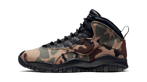 Las Air Jordan 10 se pasan al camuflaje en las nuevas «Woodland Camo»