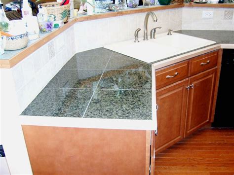10+ Pictures Of Tile Countertops - DECOOMO