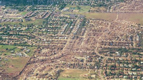 photos of oklahoma tornado | Moore, Oklahoma Tornado Photos, May 1999 ...