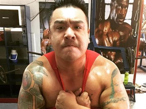 #GoodbyeDadBod: Vandolph Quizon is ripped! | GMA Entertainment