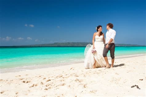 Weddings Abroad - Getting Married Abroad