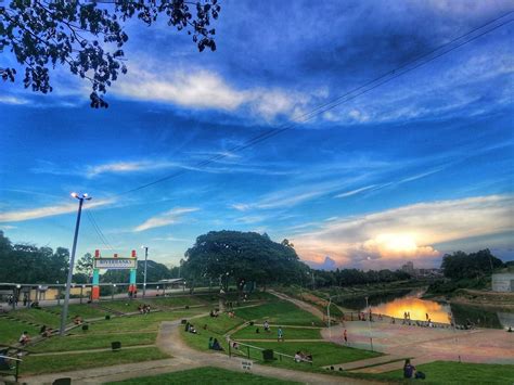 Marikina City River Bank/Park ;) | Marikina, River park, River bank