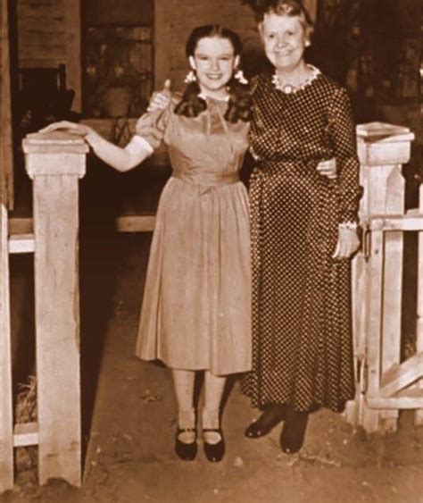 Behind the scenes photo of Judy Garland and Clara Blandick (Auntie Em ...