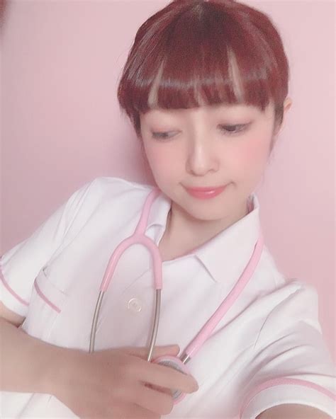ボード「Japanese/Asian nurses」のピン