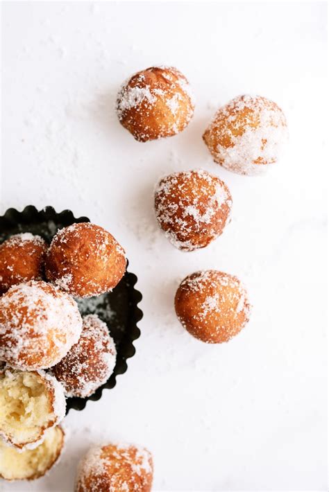 Homemade Donut Holes | *EASY* Recipe - Lauren's Latest