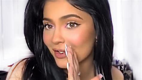 Kylie Jenner Accidentally Reveals Engagement Ring In New Video? - YouTube