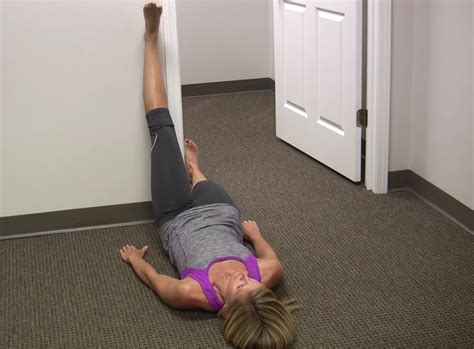 Hamstring Doorway Stretch | Premier Rehab