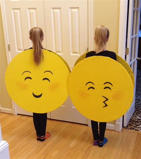 Emoji costumes (back). Emoji Halloween Costume, Emoji Costume, Halloween Costumes For Teens ...