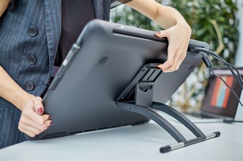 The Larger Cintiq 22 Creative Pen Display, from Wacom | B&H eXplora