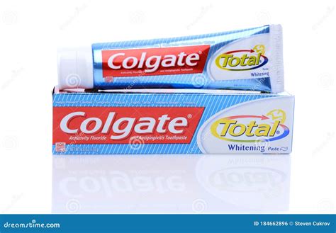 Colgate Total Toothpaste editorial photo. Image of blue - 184662896