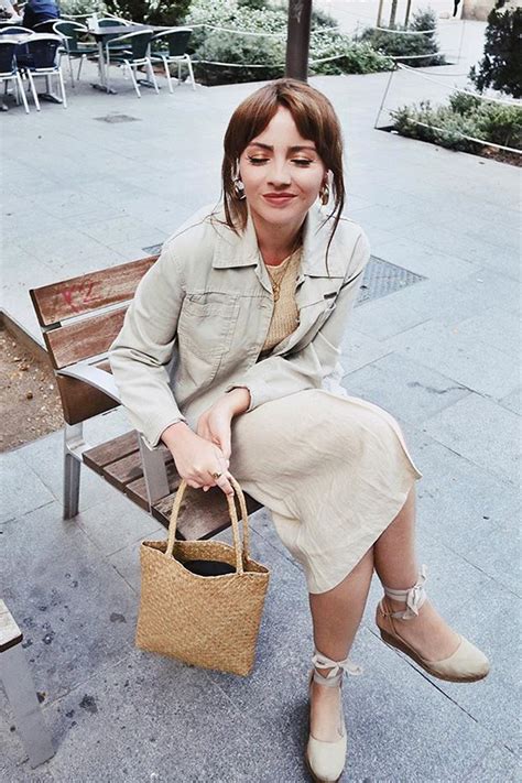 Beige Outfit Ideas: Our Favourite Summer Styling Trick | Who What Wear