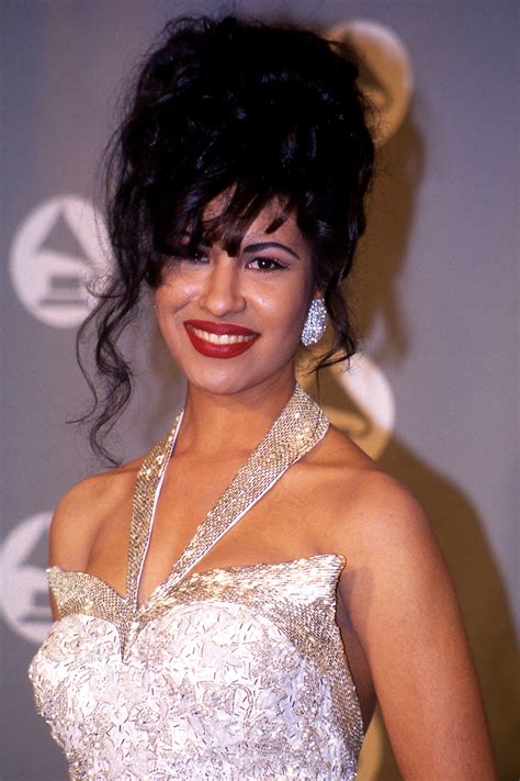 Selena Quintanilla: Así fue su historia de amor con Chris Pérez | Vogue